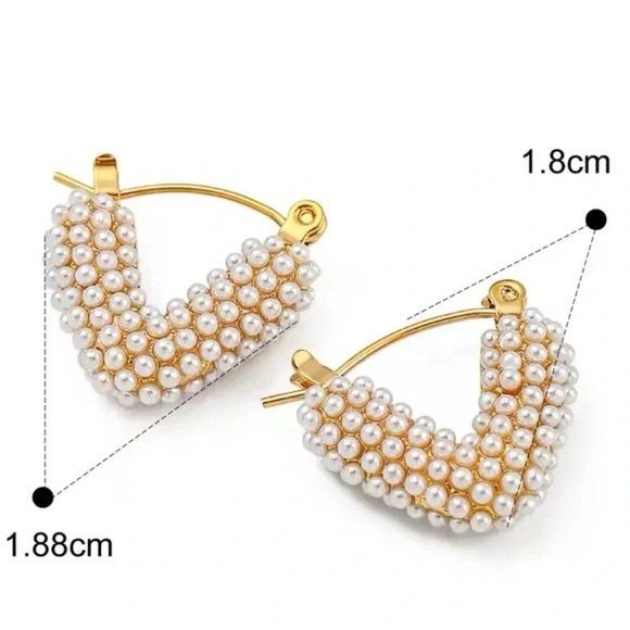 Anthropologie Penelope Heart Pearl Earrings - Picture 6 of 7